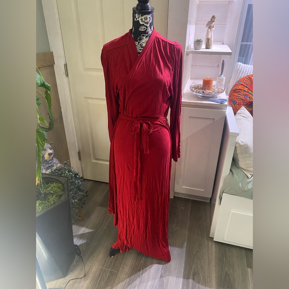 NorthStyle Vibrant Bamboo blend Red Long Sleeve Robe, Size L